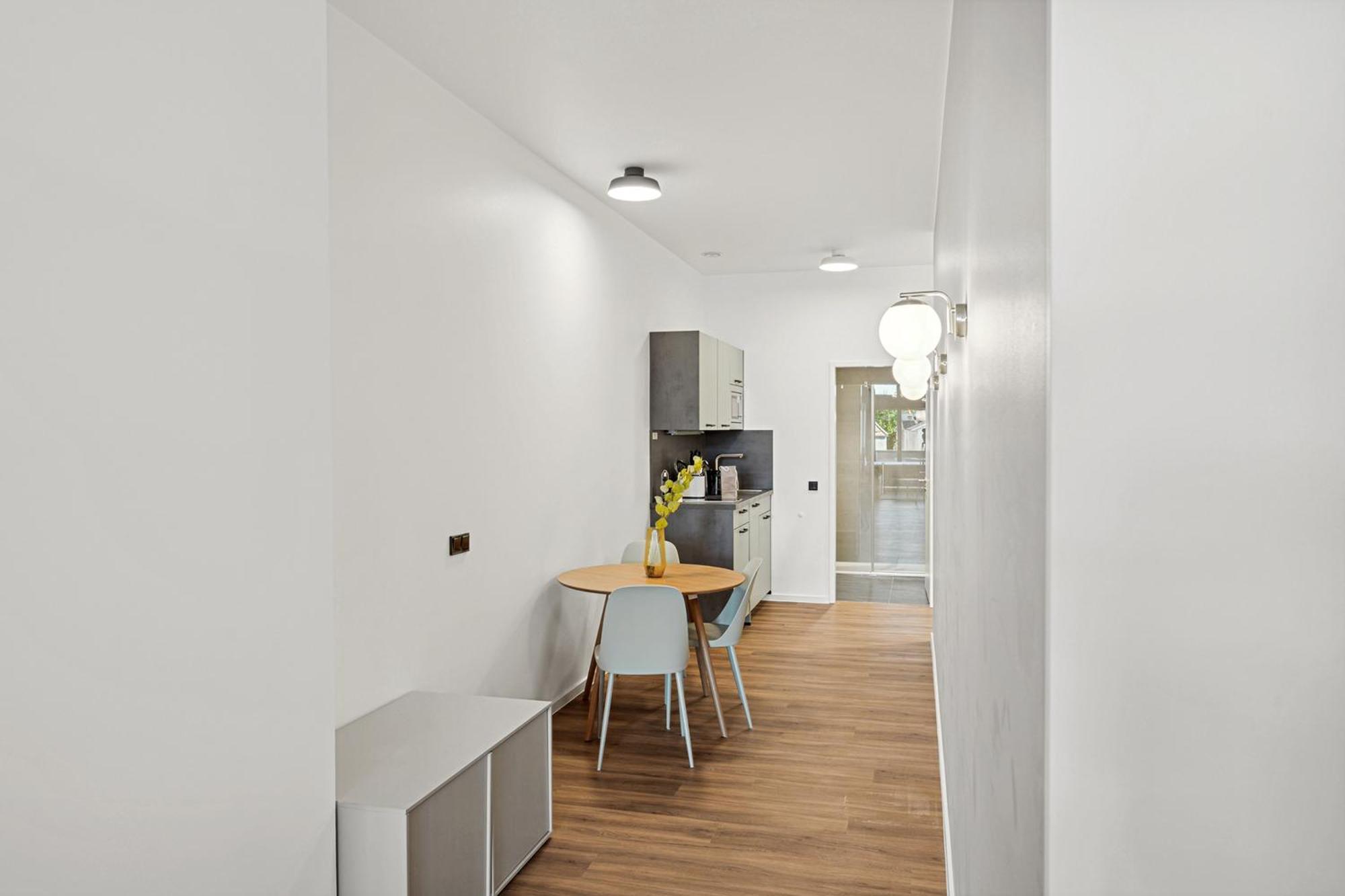 Limehome Memmingen Maximilianstrasse Habitación foto